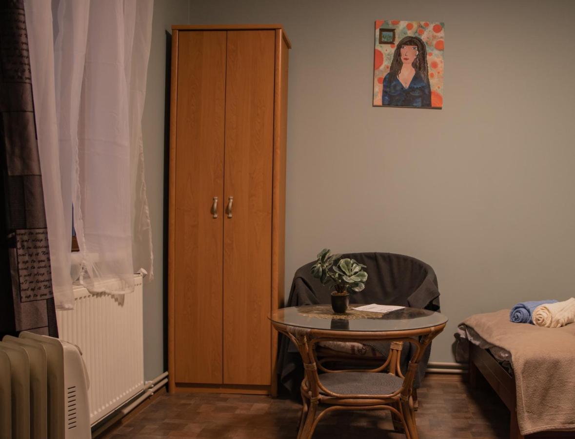 Kurbrauksim Windau Rooms Ventspils Extérieur photo