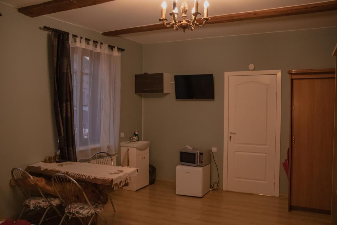 Kurbrauksim Windau Rooms Ventspils Extérieur photo